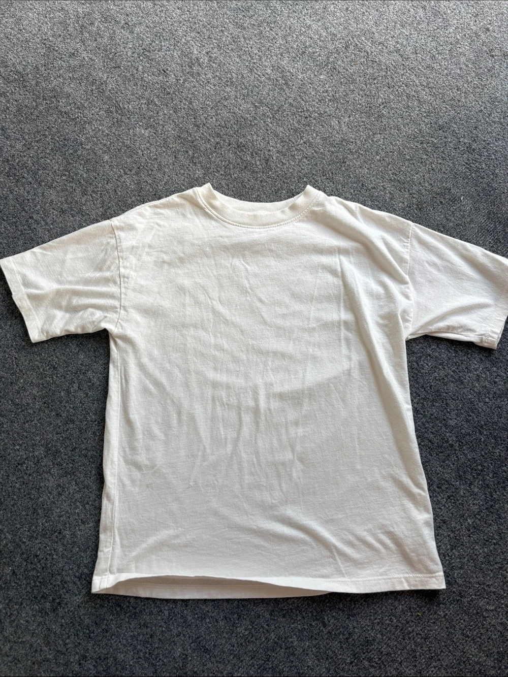Boy’s GAP White Short Sleeve Crewneck Tee - Original Tee - Size XL (12)